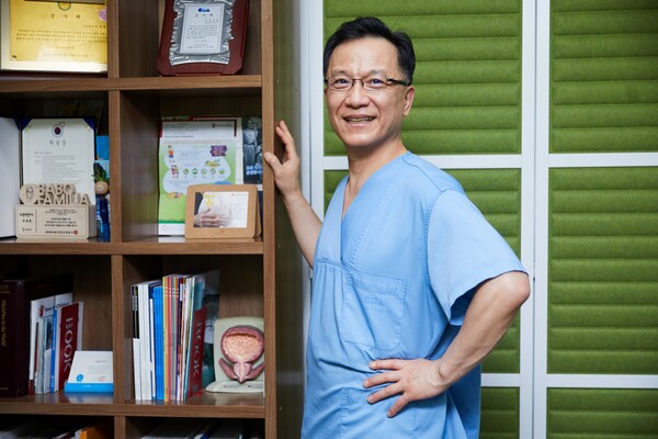 박정원 원탑비뇨기과 원장 “무정자증도 치료 가능해요”