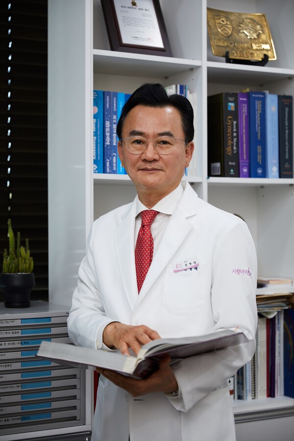 원형재 사랑아이여성의원 원장 “아이 원하면 몸의 스트레스부터 없애야죠”